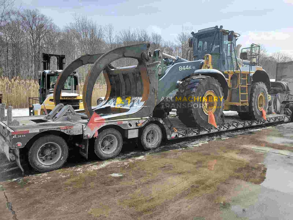The John Deere 844K in all it's beauty